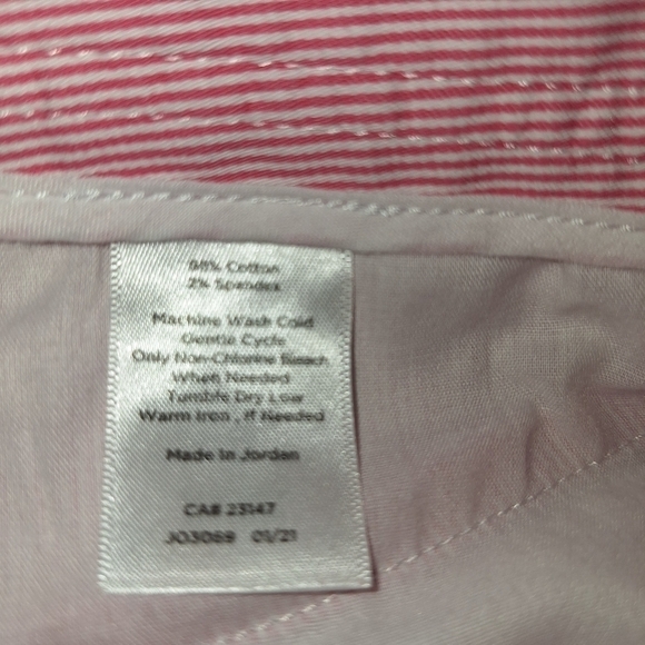 Talbots  pink and white Shorts. Size 10 - Picture 4 of 5